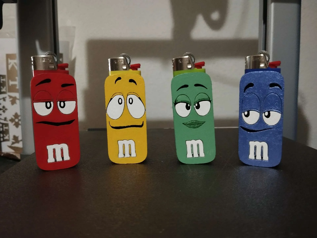 M&M lighter case