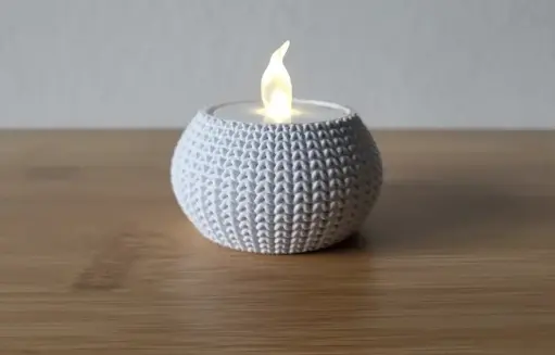 Knitted tealight candle holder